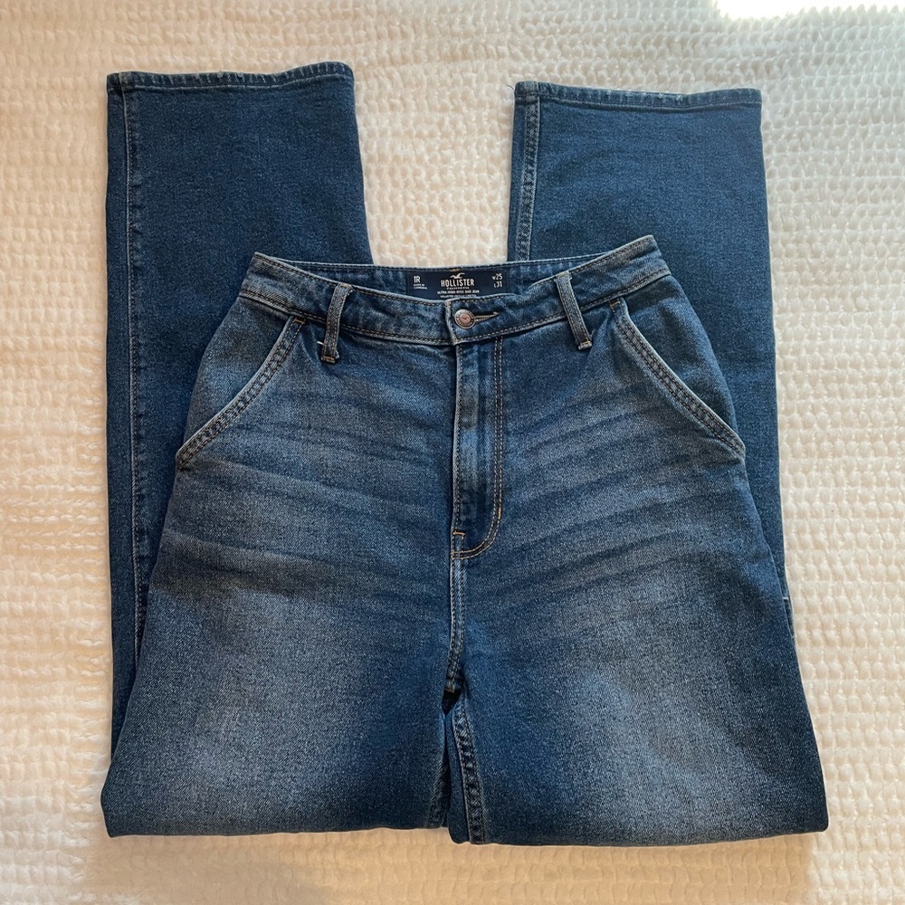 Hollister | Ultra High-Rise Dad Jean | Vintage Stretch Denim | Carpenter Jean